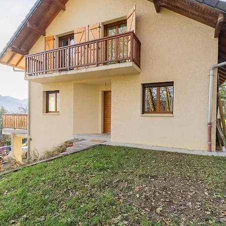 Alojamento de Acomodação e Pequeno-almoço A L'oree Des Monts Bassens (Savoie)