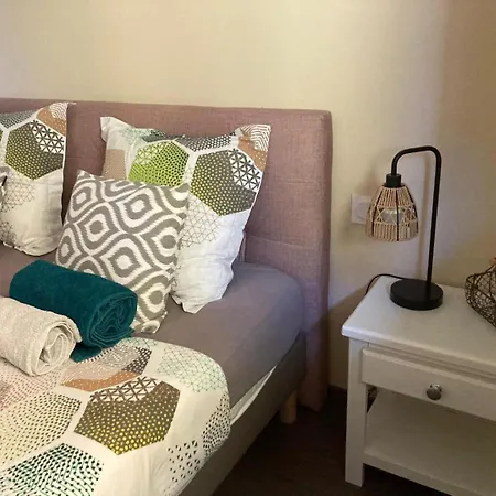 Bed & Breakfast A L'oree Des Monts